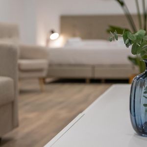 Cid Flats By Concept