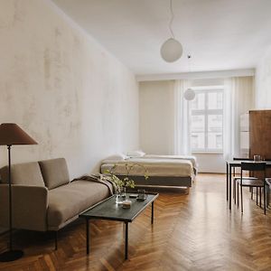 Here Apartments