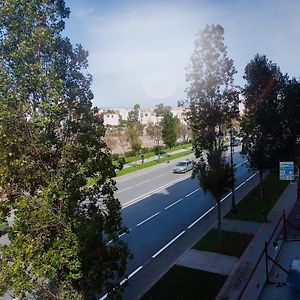 Fantastique Appartement Nouveau Meuble Avec Wifi & Netflix A Proximite Du Marjane M2
