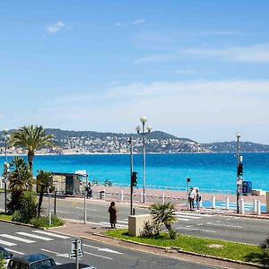 Flat design with SEA view promenade des anglais