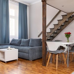 Fresh Apartments