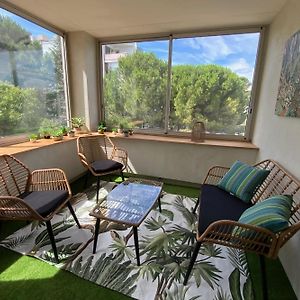 Appartement à 2 Chambres à Coucher