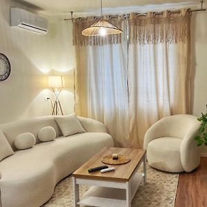 Appartement à 2 Chambres à Coucher