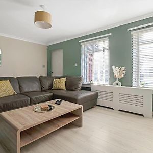 Appartement à 2 Chambres à Coucher