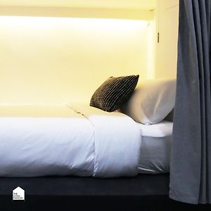 Dormitory Room Mixed