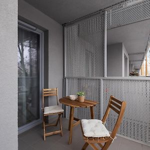 Prandoty Beautiful Apartment With Balcony Cracow By Renters Prestige