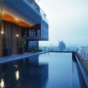 Ceylonz Suite Klcc, Travelet
