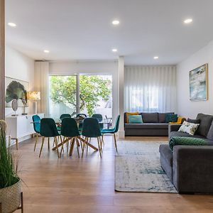Appartement à 3 Chambres à Coucher