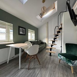 Beautiful&Unique Apartment on the 3rd Floor-MEZZANINE