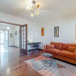 Appartement à 2 Chambres à Coucher