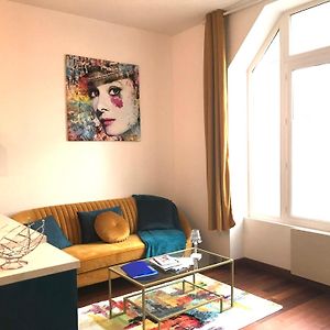 Appartement à 2 Chambres à Coucher