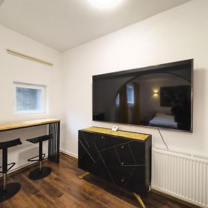 Loving Downtown Studio By Chr Luxury Property