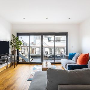 Appartement à 2 Chambres à Coucher