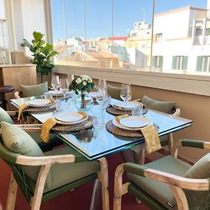 Appartement à 3 Chambres à Coucher