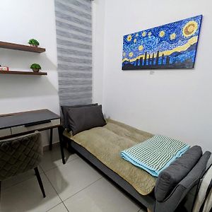 Legasi 3-Bedroom Condo - 5 Mins Walk To Klcc