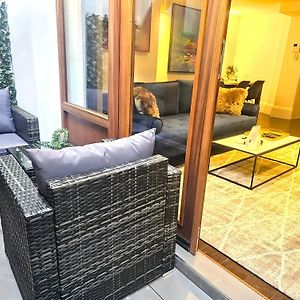 A2Bstays Fitzrovia Suite
