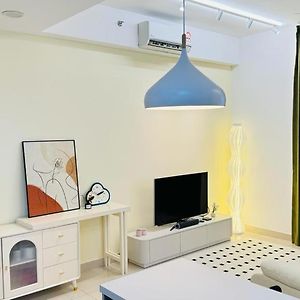 Appartement à 3 Chambres à Coucher