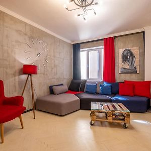 Appartement à 2 Chambres à Coucher