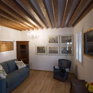 Aponalview Apartment 027042-Loc-12481