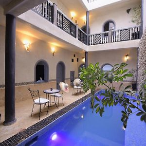 Maison d'hôtes privatisée avec piscine chauffée, jacuzzi, service hôtelier