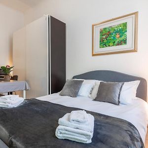 Appartement à 1 Chambre à Coucher