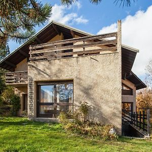 Chalet de 6 chambres avec vue sur la ville balcon et wifi a Briancon a 1 km des pistes