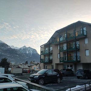 Chez Maxime Pre Du Moulin