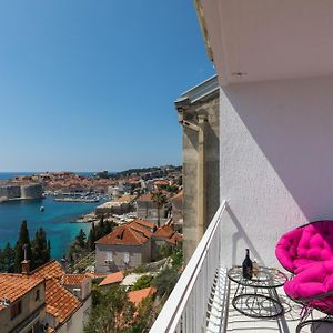 Appartement à 3 Chambres à Coucher