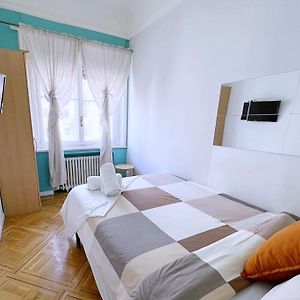 Apartamentos Econostay Plaza De Espana