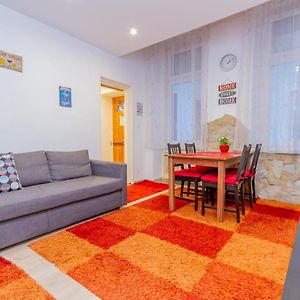 Sera'S Place In My Lovely Budapest