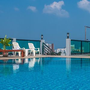 Iris Palace