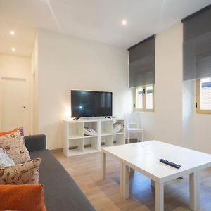 Appartement à 3 Chambres à Coucher