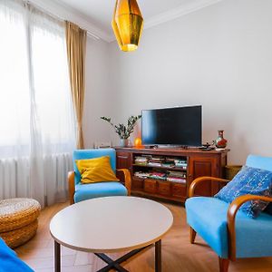 Appartement à 2 Chambres à Coucher