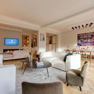 Appartement à 3 Chambres à Coucher