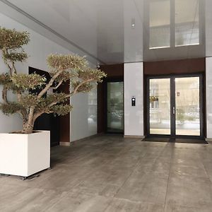 Schanz - Quietly Oriented - Private Parking - Balcony