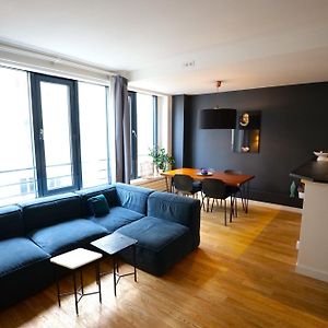 Appartement à 2 Chambres à Coucher