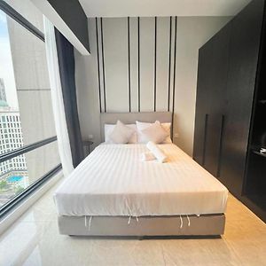 Appartement à 2 Chambres à Coucher