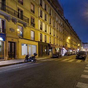 Studio 4 personnes avec Mezzanine à Montparnasse-Saint Germain