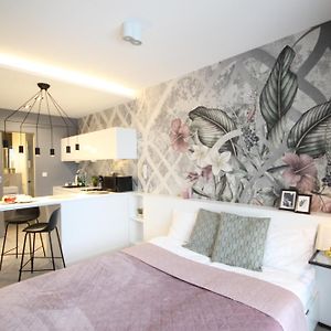 Viva Green & Natur Apt Close To Vistula River - By Homelike Krakow