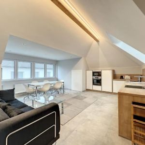 Appartement à 2 Chambres à Coucher
