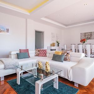 Apartamento Jasmineiro - By Wehost