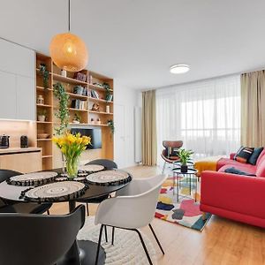 Appartement à 2 Chambres à Coucher