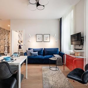Appartement à 2 Chambres à Coucher