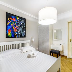 Appartement à 3 Chambres à Coucher