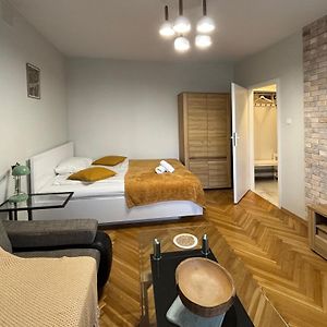 Fancy Life Apartment