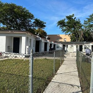 Villa Clara Suite - Little Havana