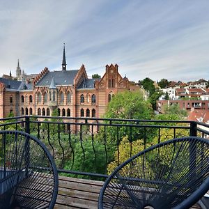 Appartement à 2 Chambres à Coucher