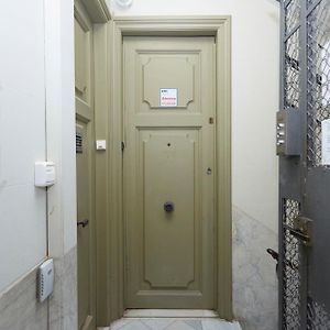 Appartement à 3 Chambres à Coucher