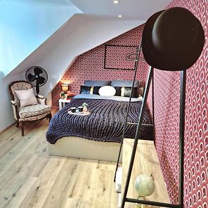 Appartement à 2 Chambres à Coucher