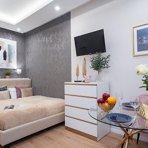 Amethyst Apartments - Acacia Studio